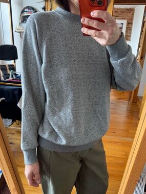 B-Sides Heather Gray Raglan Sweatshirt Medium